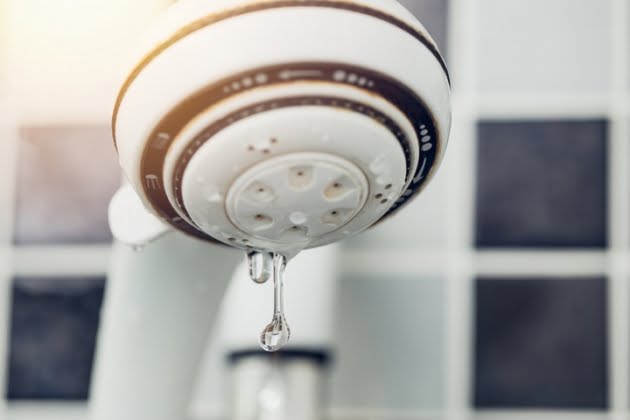 How to Fix a Leaky Shower Head in 5 Steps