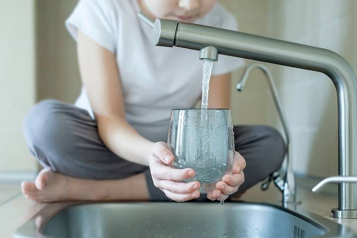 A faucet aerator problem explains why there is low water pressure in kitchen sink.